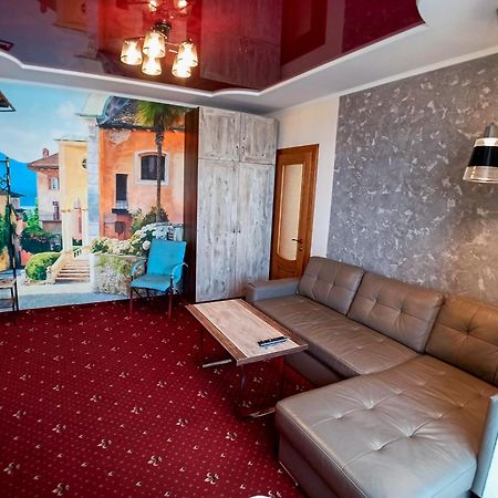 Koro Central Apartments Івано-Франківськ Екстер'єр фото
