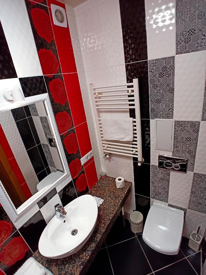 Koro Central Apartments Івано-Франківськ Екстер'єр фото