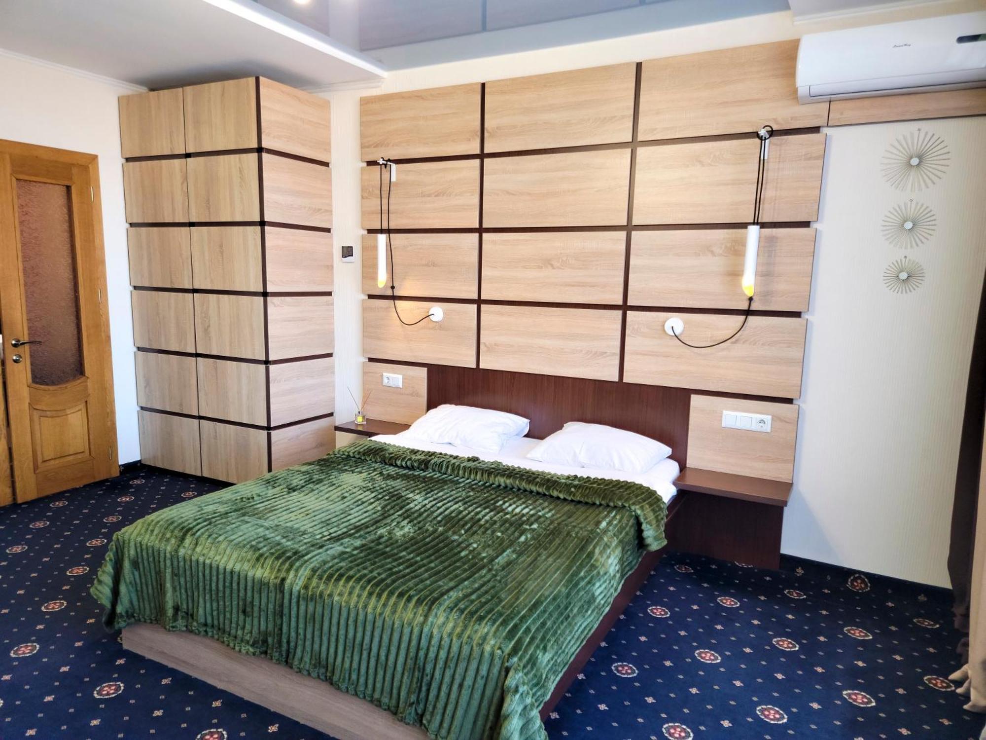 Koro Central Apartments Івано-Франківськ Екстер'єр фото